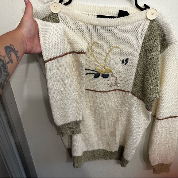 💕VINTAGE Answers by riddler inc. Sweater|| size MEDIUM - Picture 7 of 7